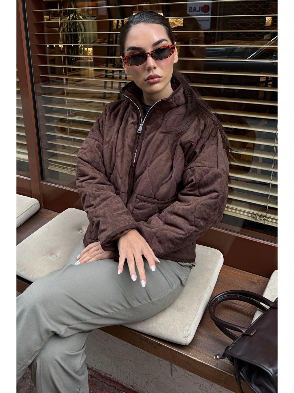 Acı Kahverengi Dik Yaka Kapitone Kadın Mont Mg2568-6