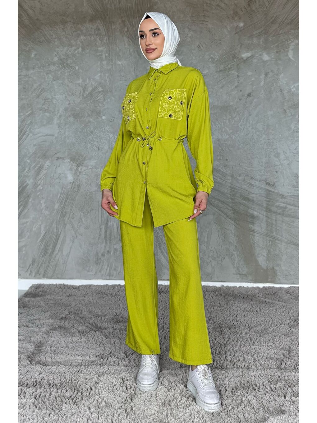 Yeşil Cep Nakışlı Bel Bağcıklı Tesettür Tunik Pantolon İkili Takım-2