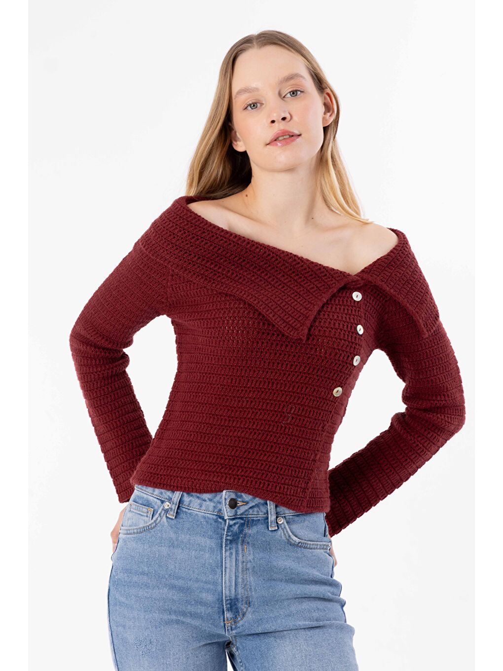 Espinho - Kayık Yaka ve Düğme Detaylı Triko Bluz - Bordo Renk