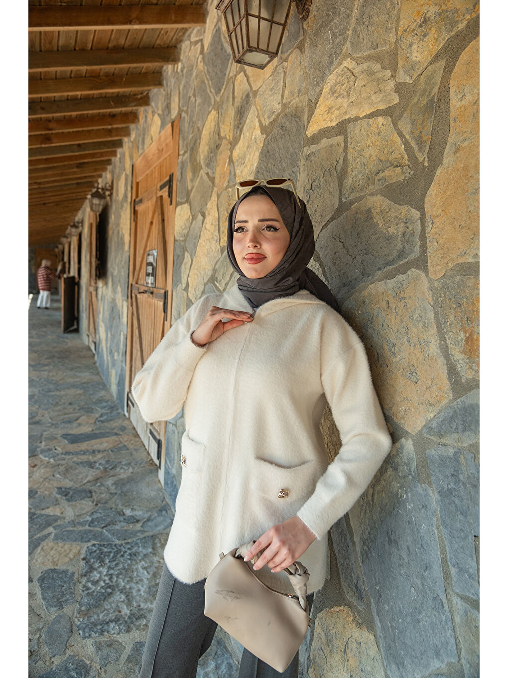 Kadın Fermuarlı Triko Ceket Bej-2