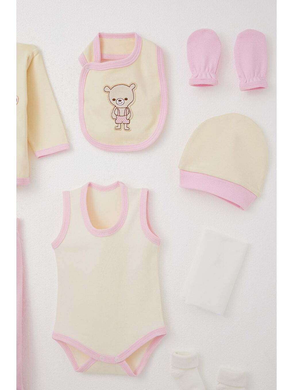 Ekru Kız Bebek Hastane Çıkışı 10 Lu Sevgi Temalı Ayıcık Nakışlı Krem (0-3 Ay)-3