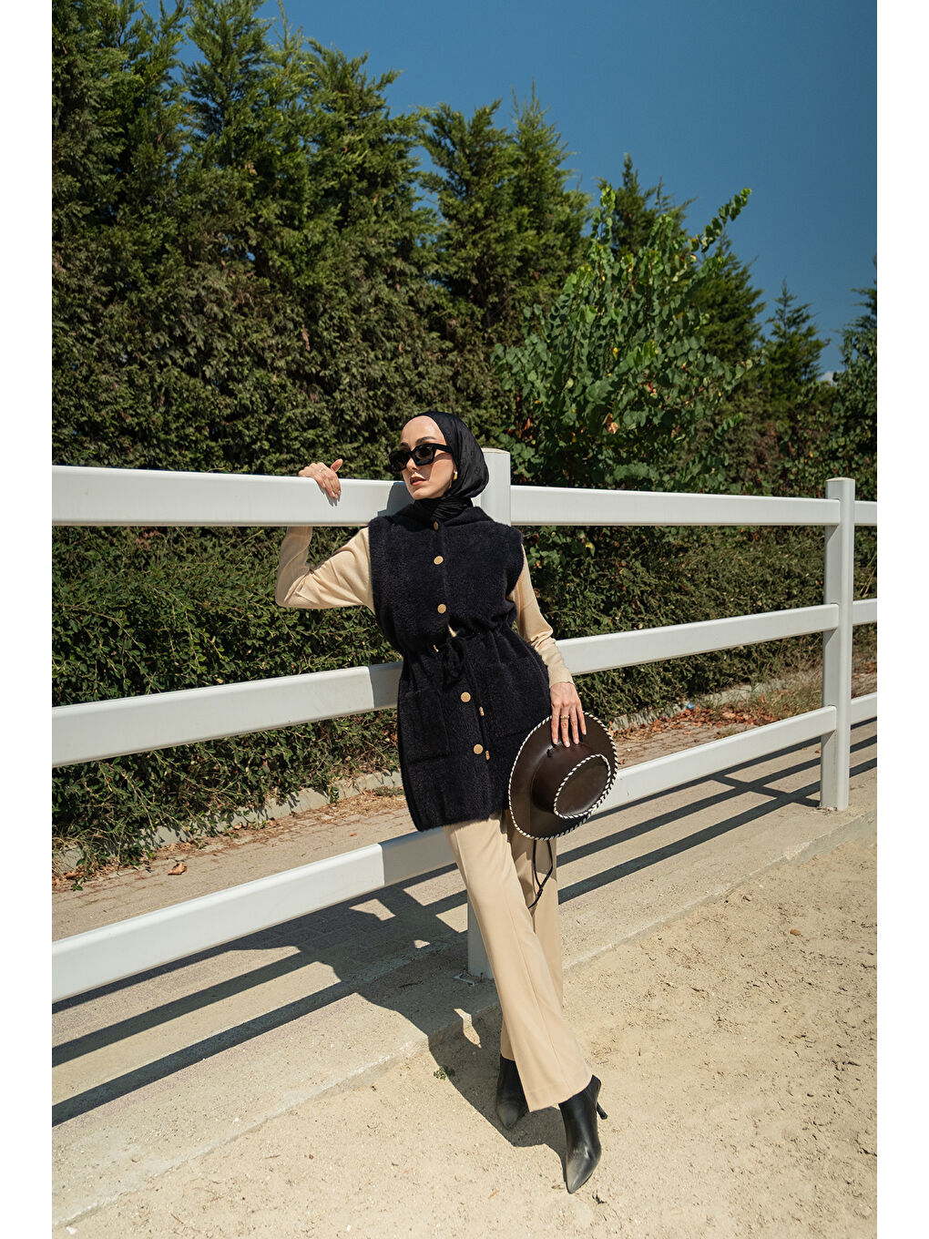 Kadın Bel Bağlamalı Triko Yelek Siyah-3