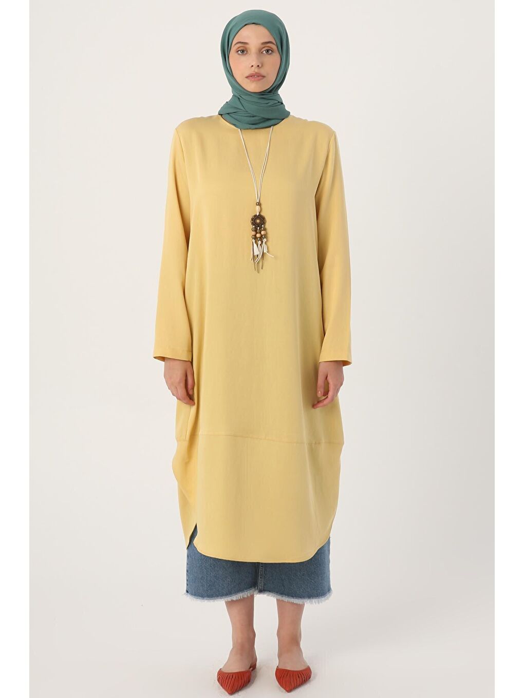 Sarı Asimetrik Kolyeli Uzun Tunik-1