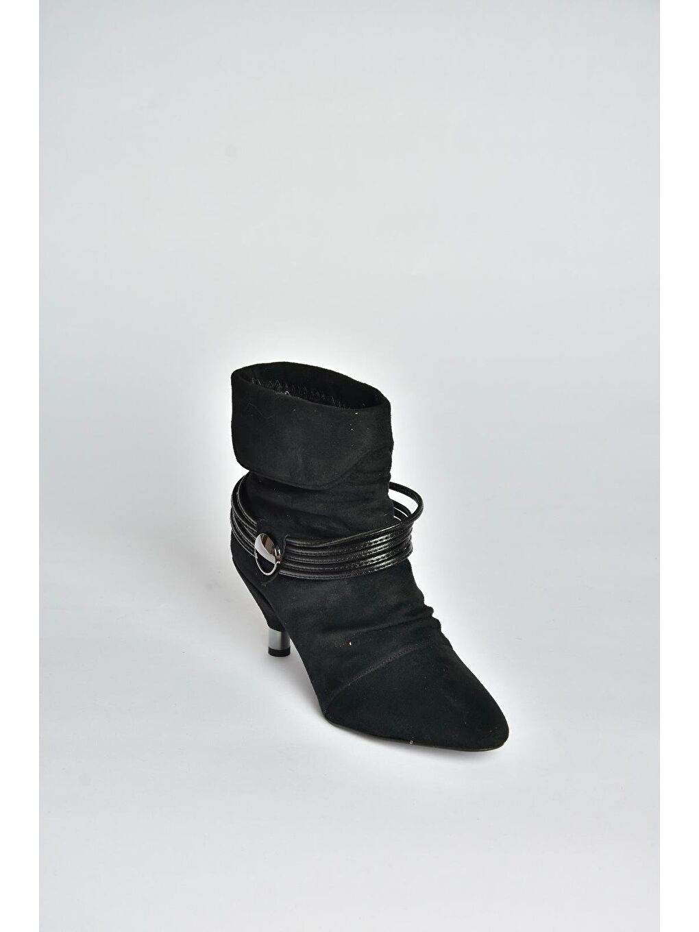 Siyah Kadın Bot V404022302-1