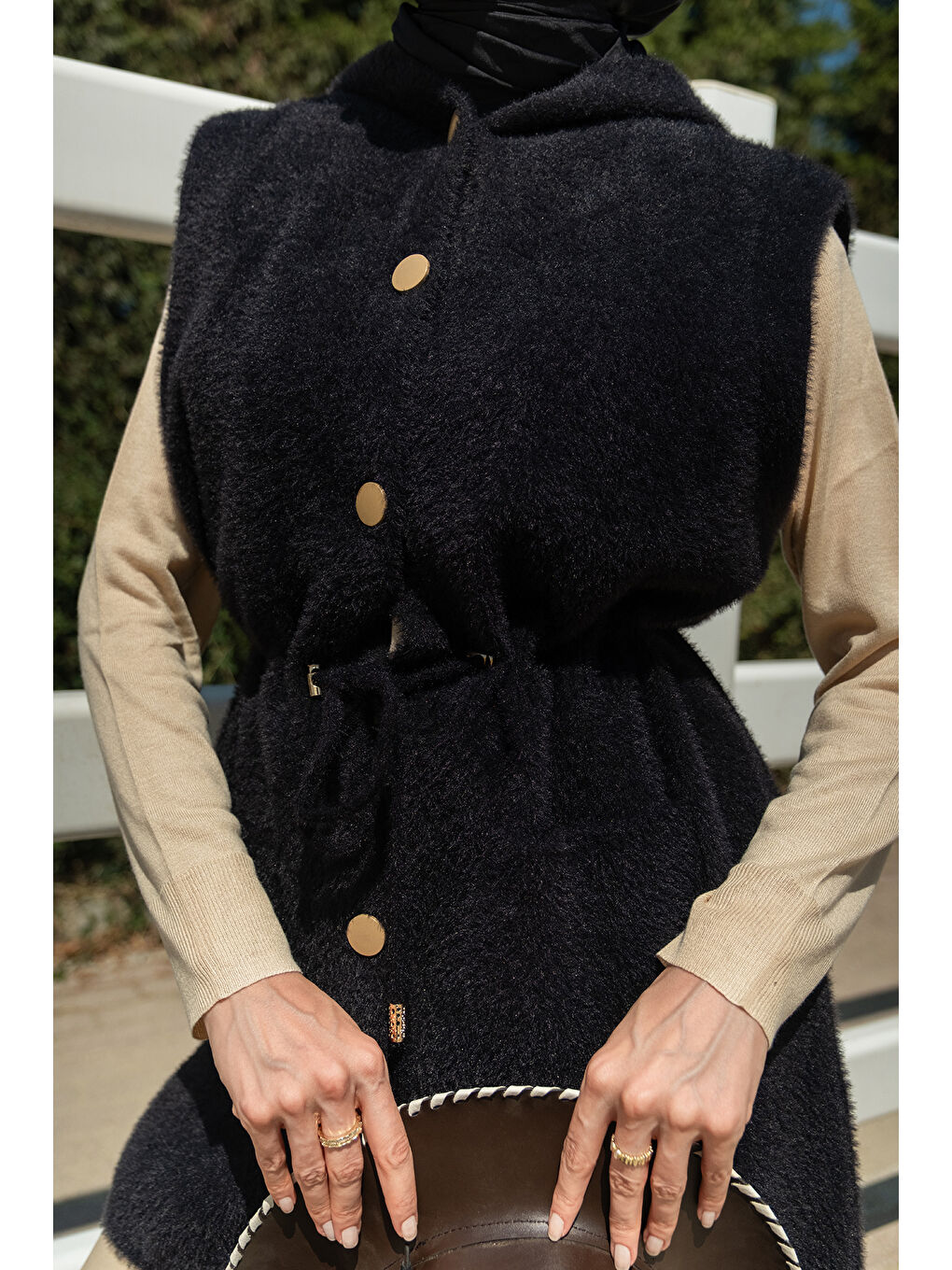 Kadın Bel Bağlamalı Triko Yelek Siyah-4