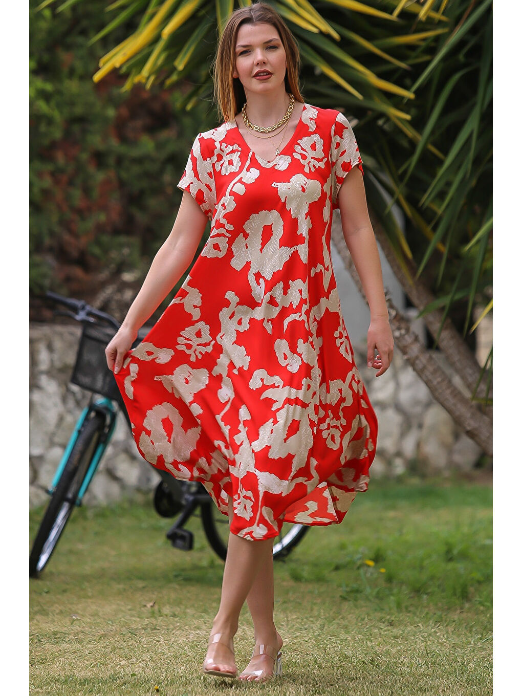 Kırmızı V Yaka Kısa Kol Oval Etekli Allover Baskılı Midi Boy Dokuma Casual Elbise-2