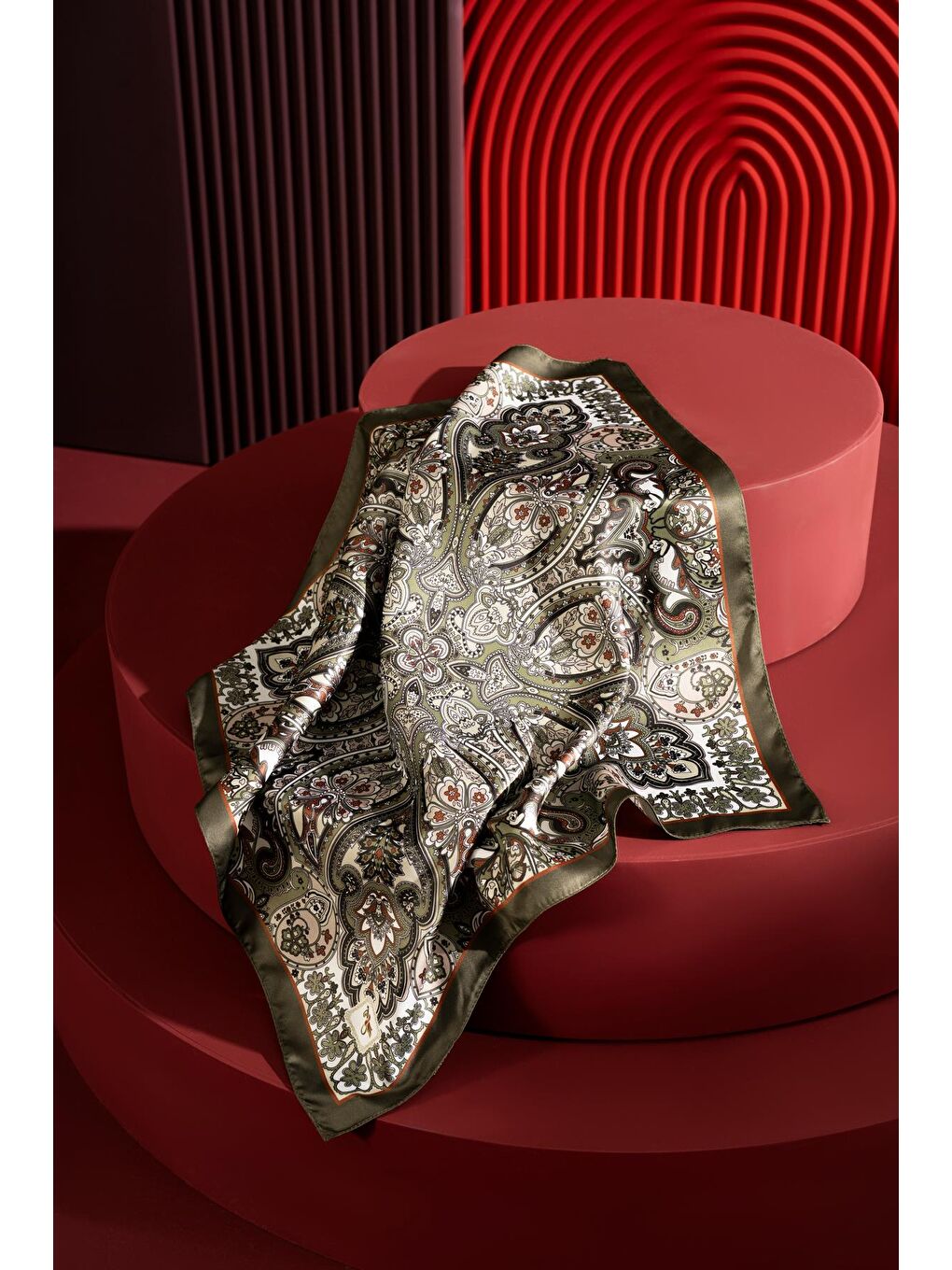 Haki Kadın Etnik Desenli 55*55 cm Bandana & Fular