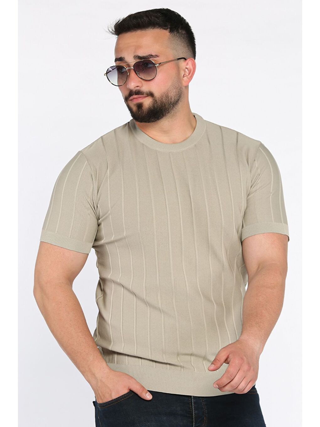 Bej Erkek Bisiklet Yaka Kendinden Çizgi Desenli Triko Tişört