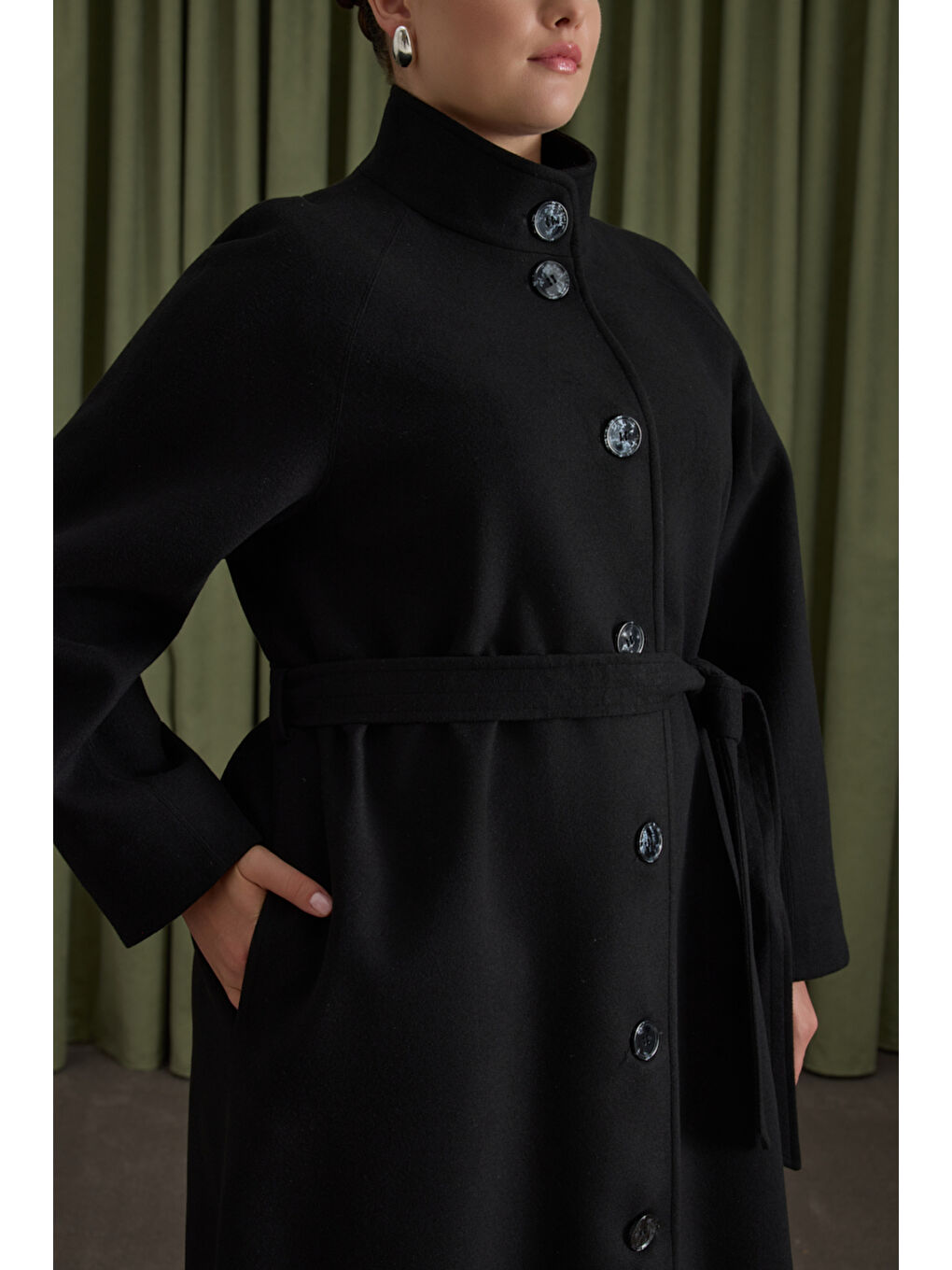 Siyah Dik Yaka Kaban-4