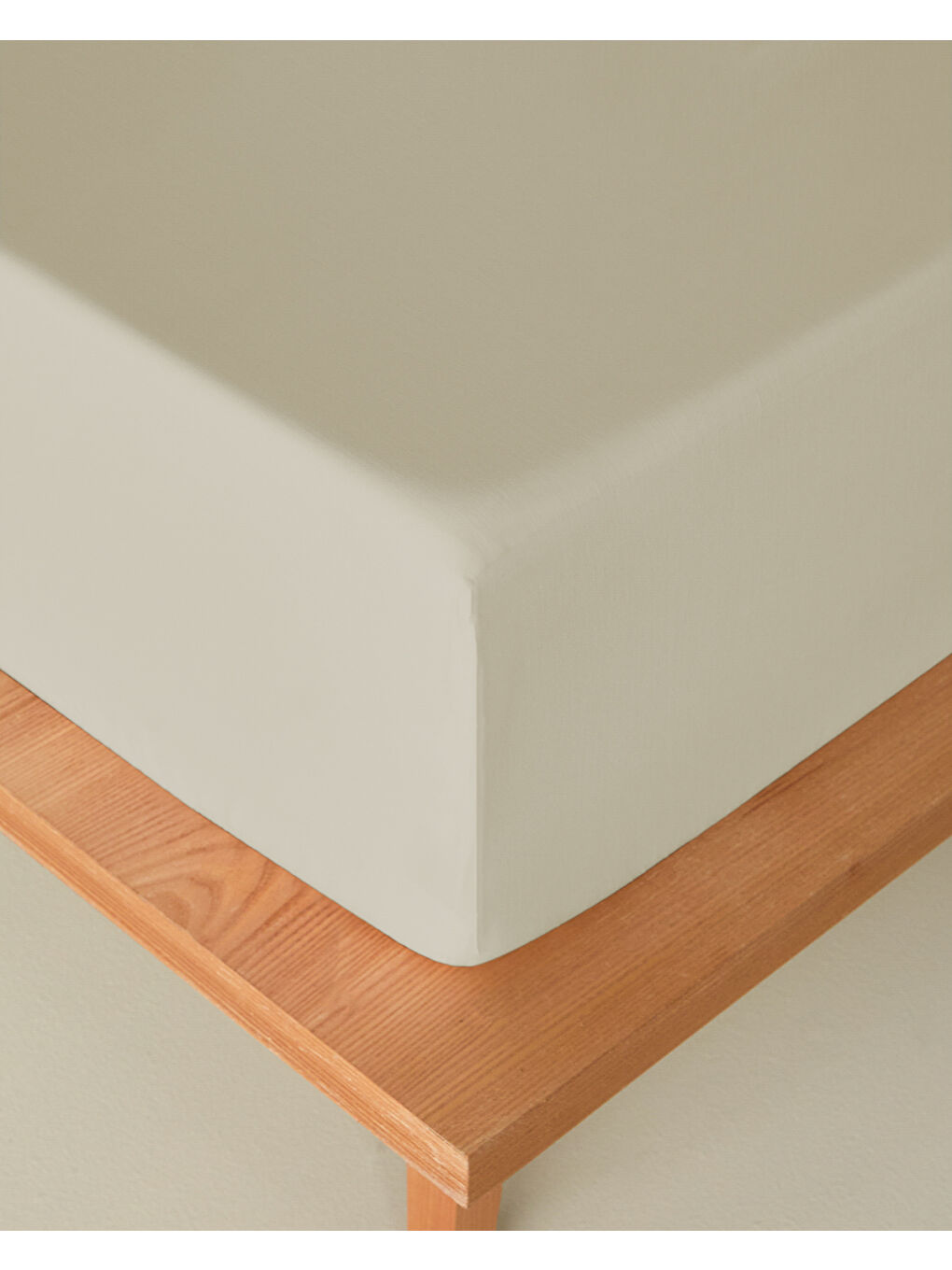 Ekru Novella Premium Soft Pamuk Tek Kişilik Lastikli Çarşaf 100x200 cm Krem-1