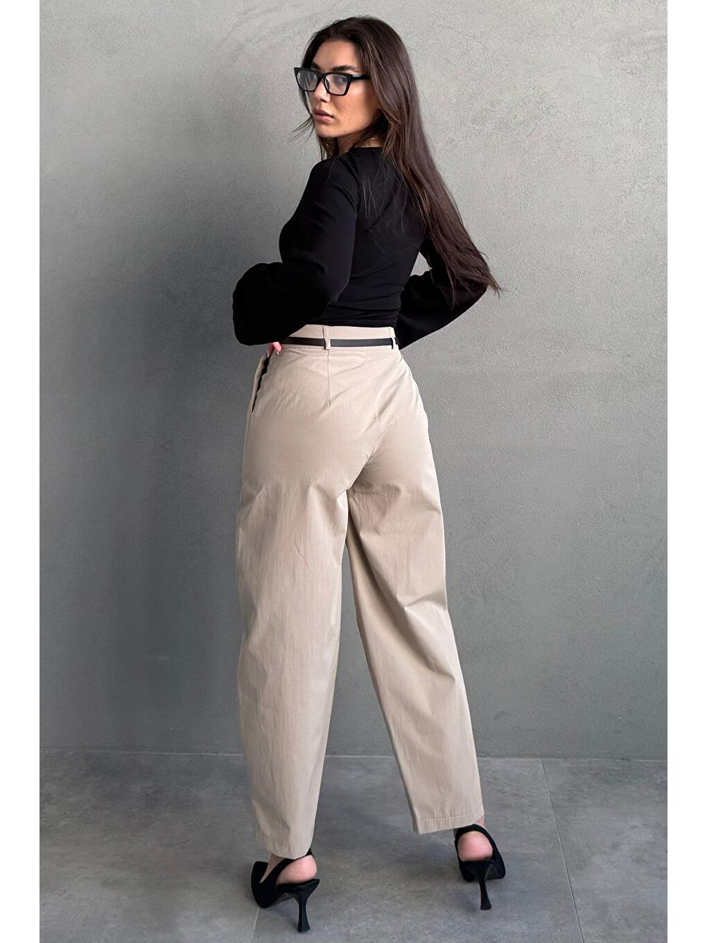 Haki Modern Kesim Kemerli Yüksek Bel Bol Paça Kumaş Pantolon Mg2618-2