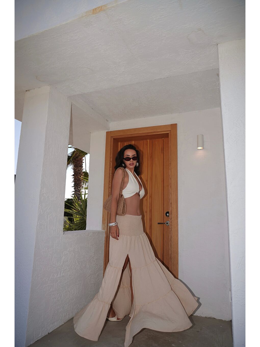 Kadın Bej Gipeli Yırtmaçlı Etek 1006-2587