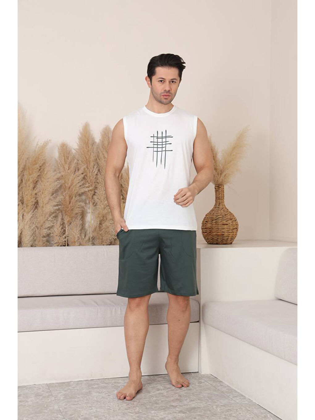 Beyaz %100 Pamuklu Kolsuz Cepli Erkek Şortlu Pijama Takımı 2011