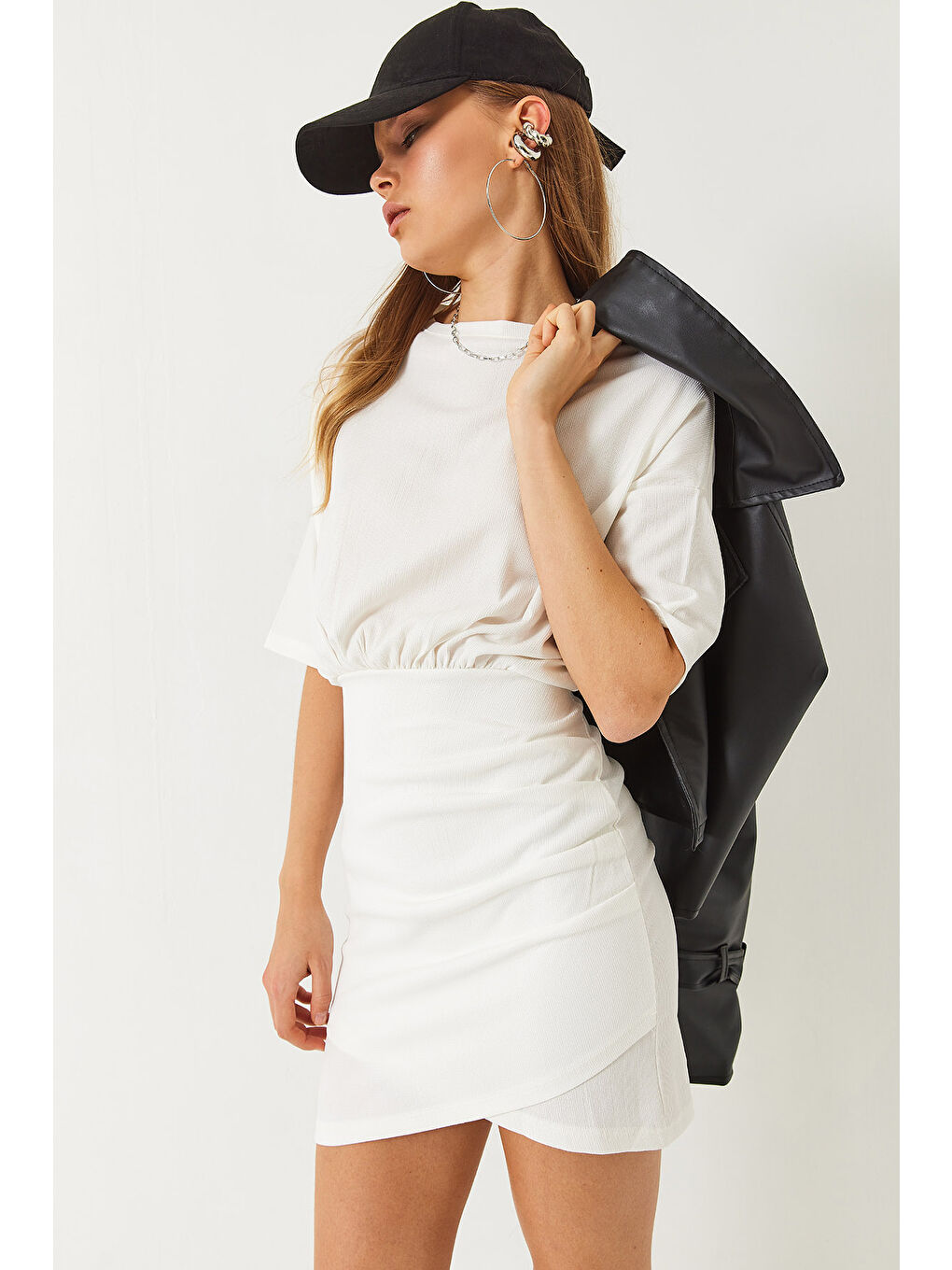 Beyaz Kadın Beli Lastikli Yarasa Kollu Kruvaze Etekli Basic Elbise-4