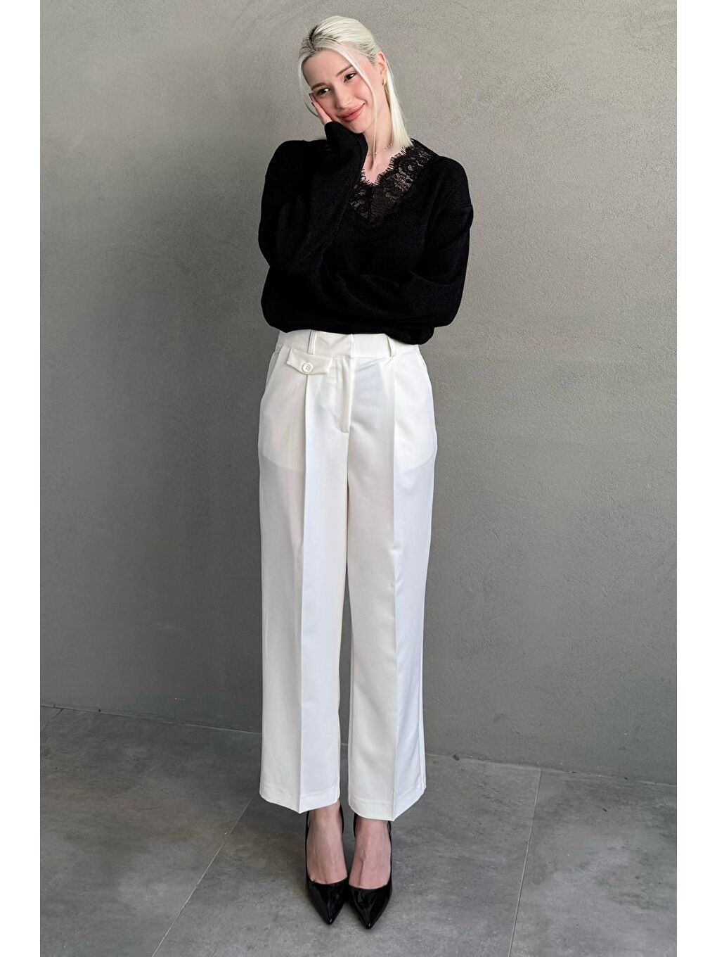 Beyaz Pens Detaylı Kapaklı Düz Paça Kumaş Pantolon Mg2642-3