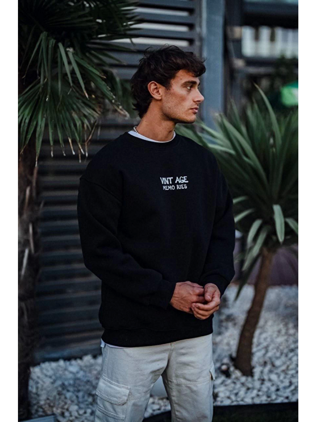 Oversize Bisiklet Yaka Üç İplik Baskılı Sweatshirt - Siyah-2