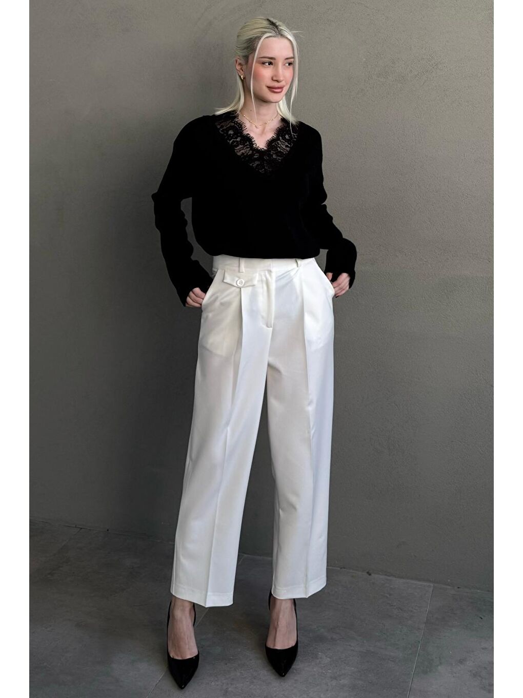 Beyaz Pens Detaylı Kapaklı Düz Paça Kumaş Pantolon Mg2642-6