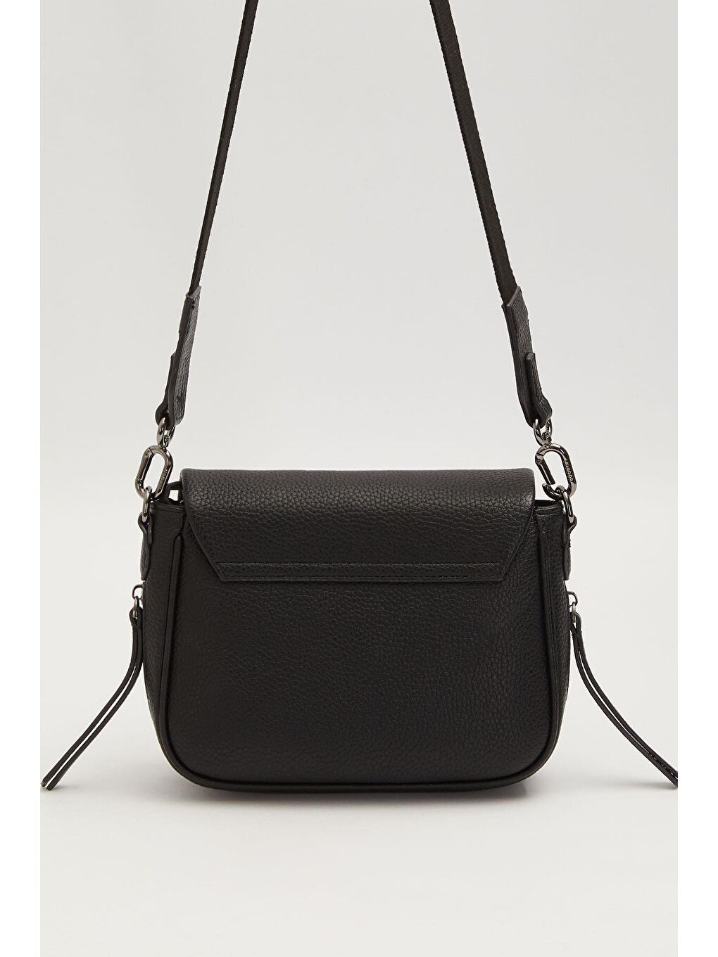 Premium Siyah Kadın Omuz Çantası 930633-2