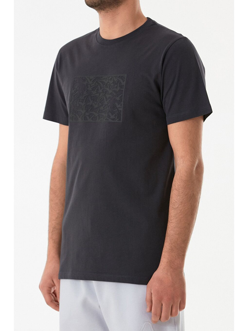 Antrasit Kabartma Baskılı Bisiklet Yaka Tişört-4