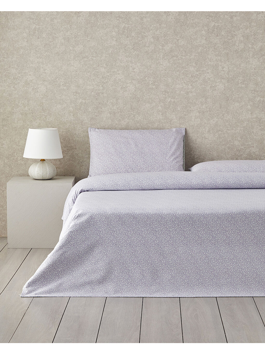 Mor Lush Blooms Kolay Ütülenir Çift Kişilik Nevresim Takımı 200x220 cm Lila-Yeşil