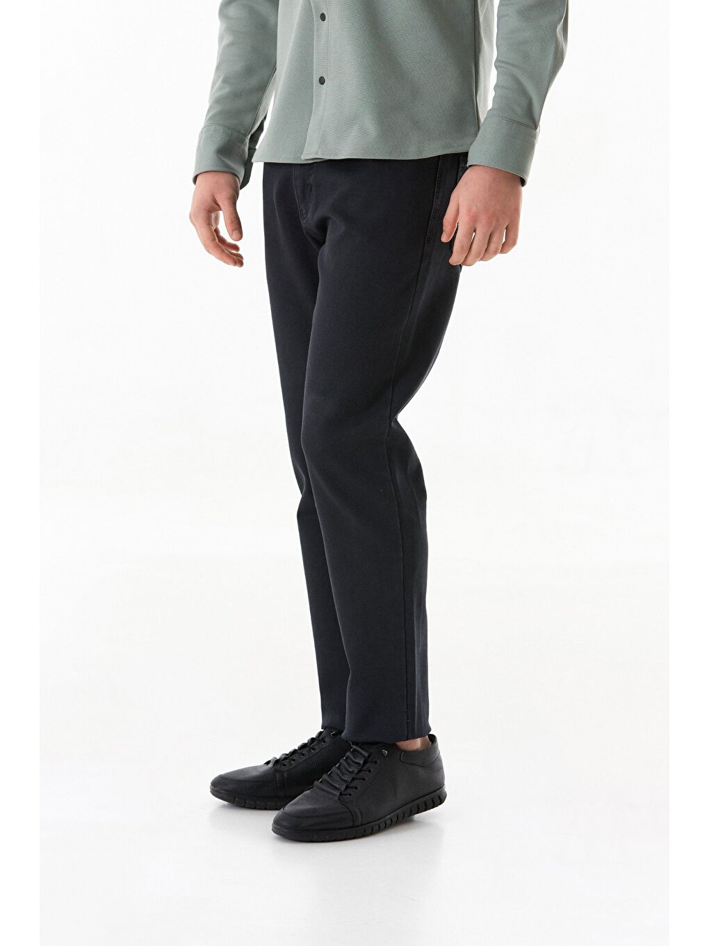 Gri Fermuarlı Regular Fit Jean-1