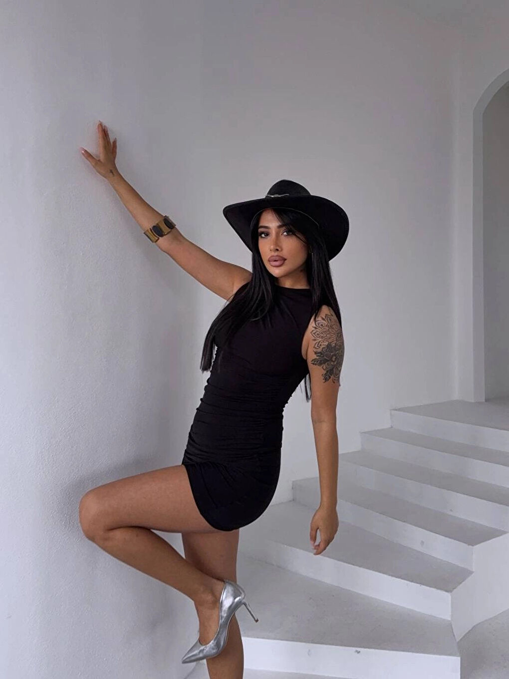 Kadın Siyah Beli Drapeli Sandy Kumaş Mini Elbise HZL25S-FRY122981-2