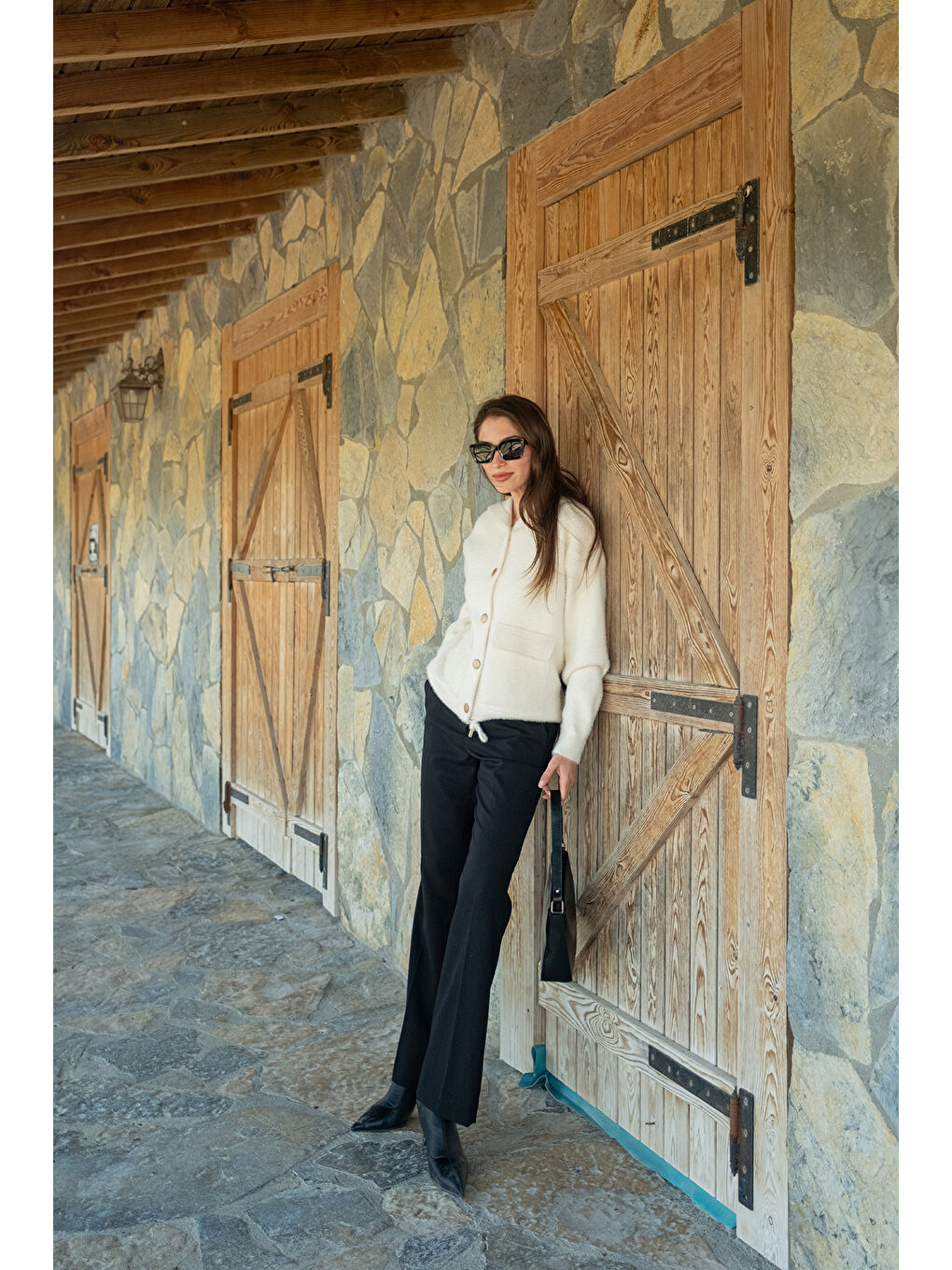 Kadın Kapüşonlu Kısa Triko Ceket Bej-2