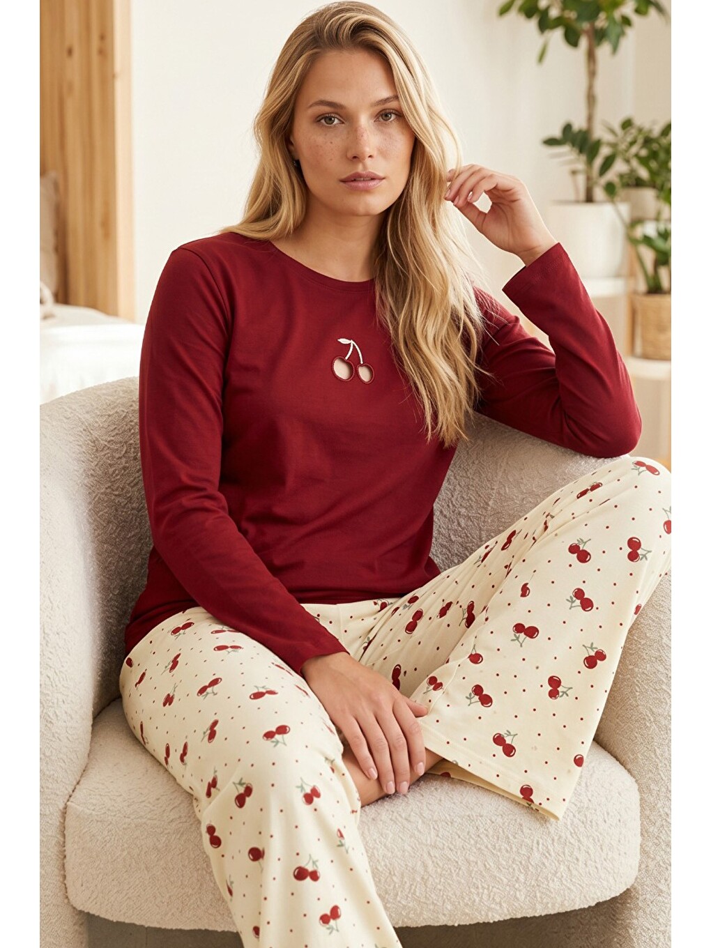 Bordo Nakışlı Pamuklu Elastanlı Bisiklet Yaka Örme Pijama Takım26240287