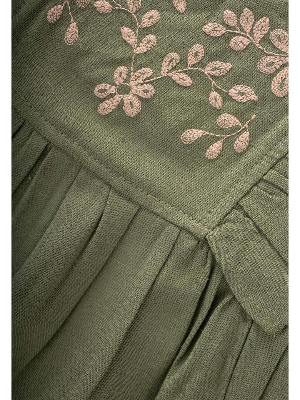 Haki Kız Çocuk Nakışlı Keten Takım-2