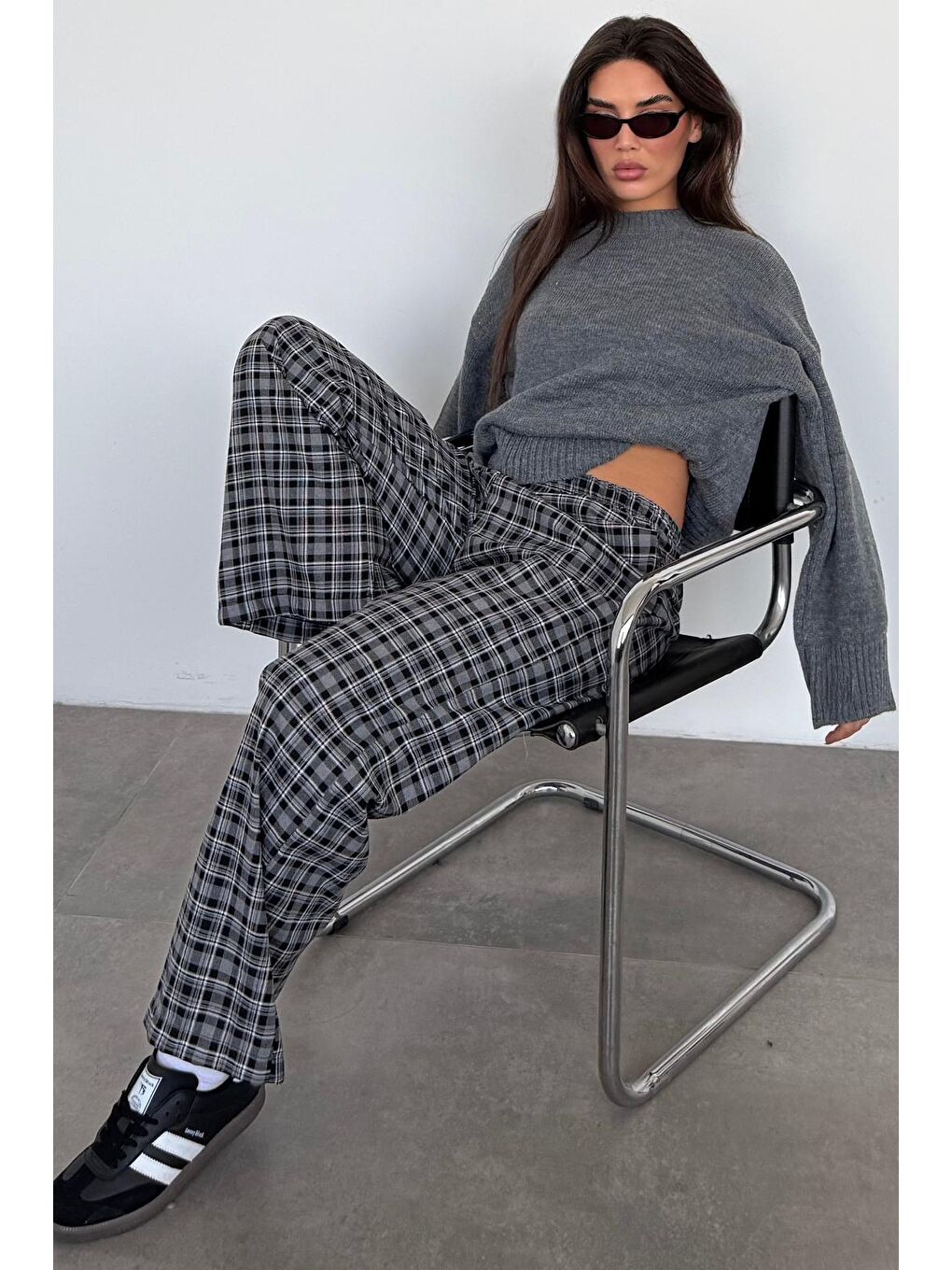 Gri Lastikli Bel Geniş Paça Ekose Pantolon Mg2658-3