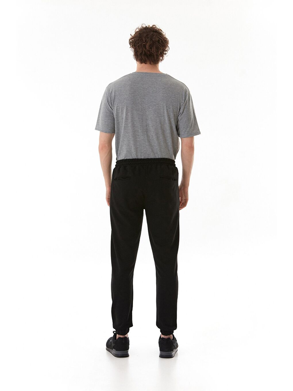 Siyah Beli Lastikli Cebi Fermuarlı Jogger Pantolon-3