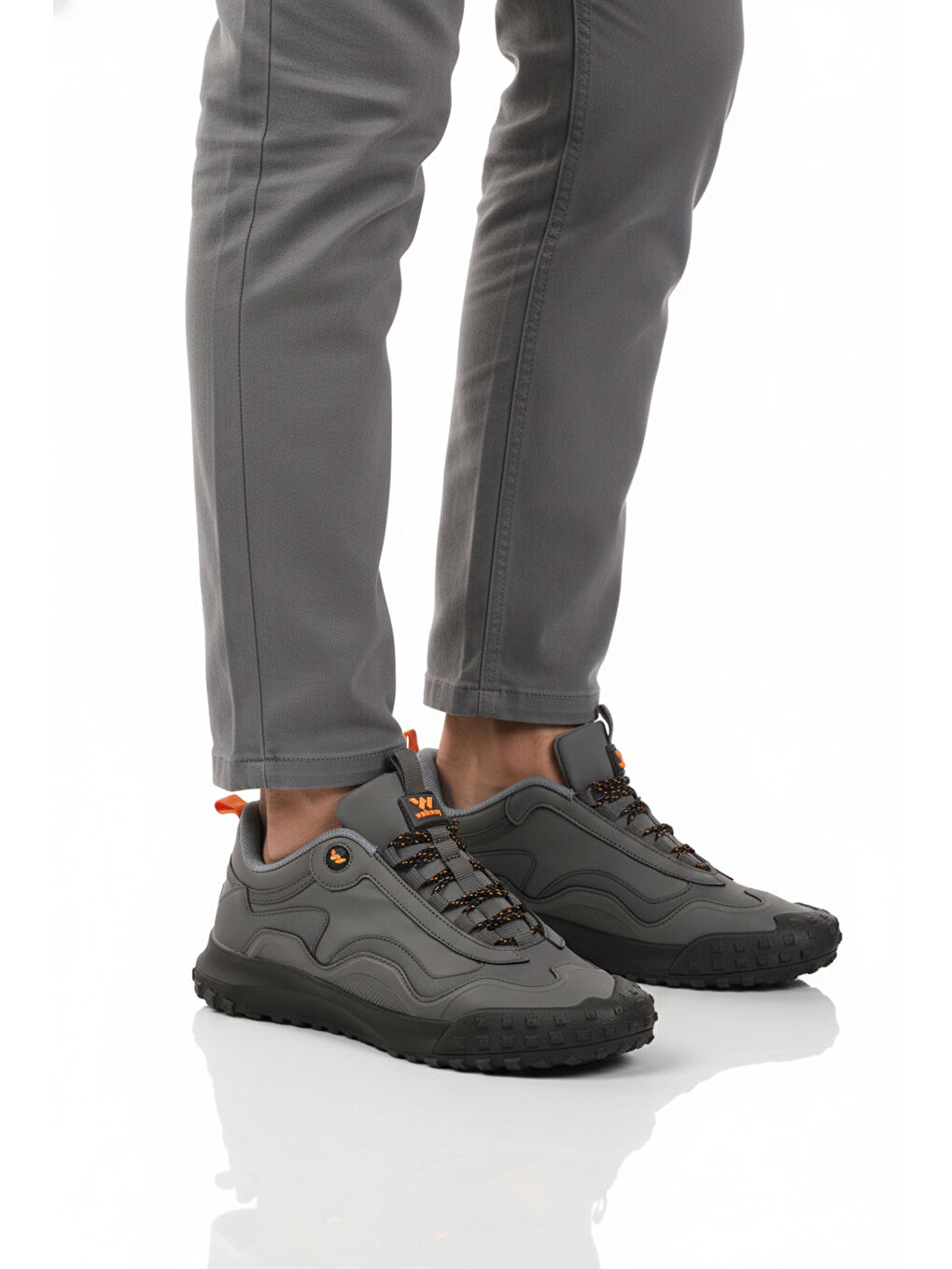 Gri Füme Bağcıklı Kaymaz Taban Erkek Spor Ayakkabı Mosk 2049 M