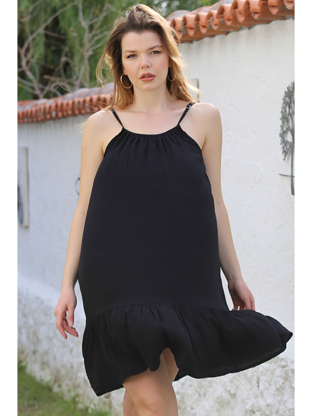 Siyah Eteği Fırfırlı Ayarlanabilir Askılı Casual Viskon Dokuma Elbise 105 66