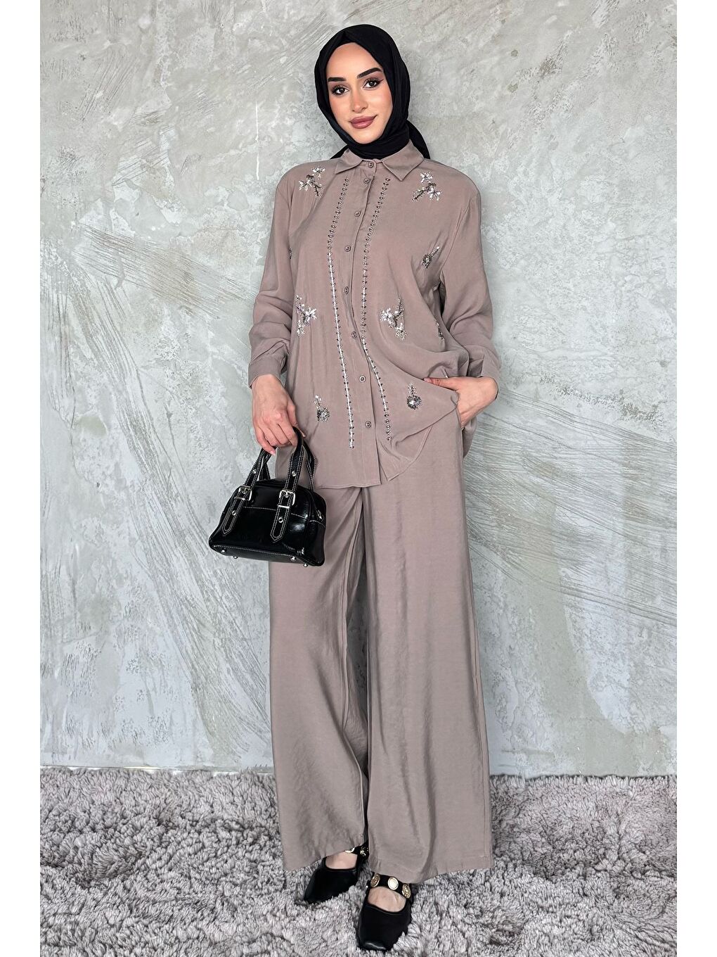 Bej Kadın Boncuk İşlemeli Tesettür Gömlek Pantolon İkili Takım-1