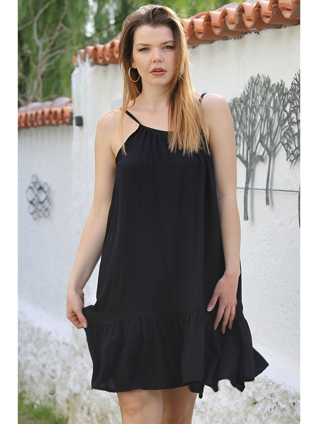 Siyah Eteği Fırfırlı Ayarlanabilir Askılı Casual Viskon Dokuma Elbise 105 66-1