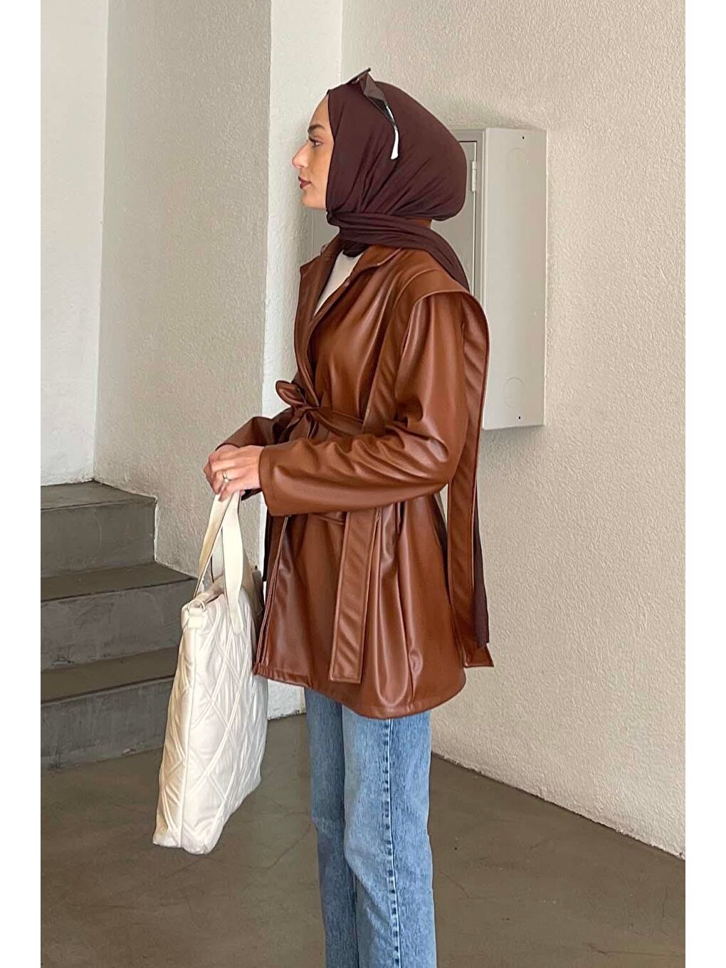 Kruvaze Yaka Kuşaklı Deri Ceket Kahverengi-1