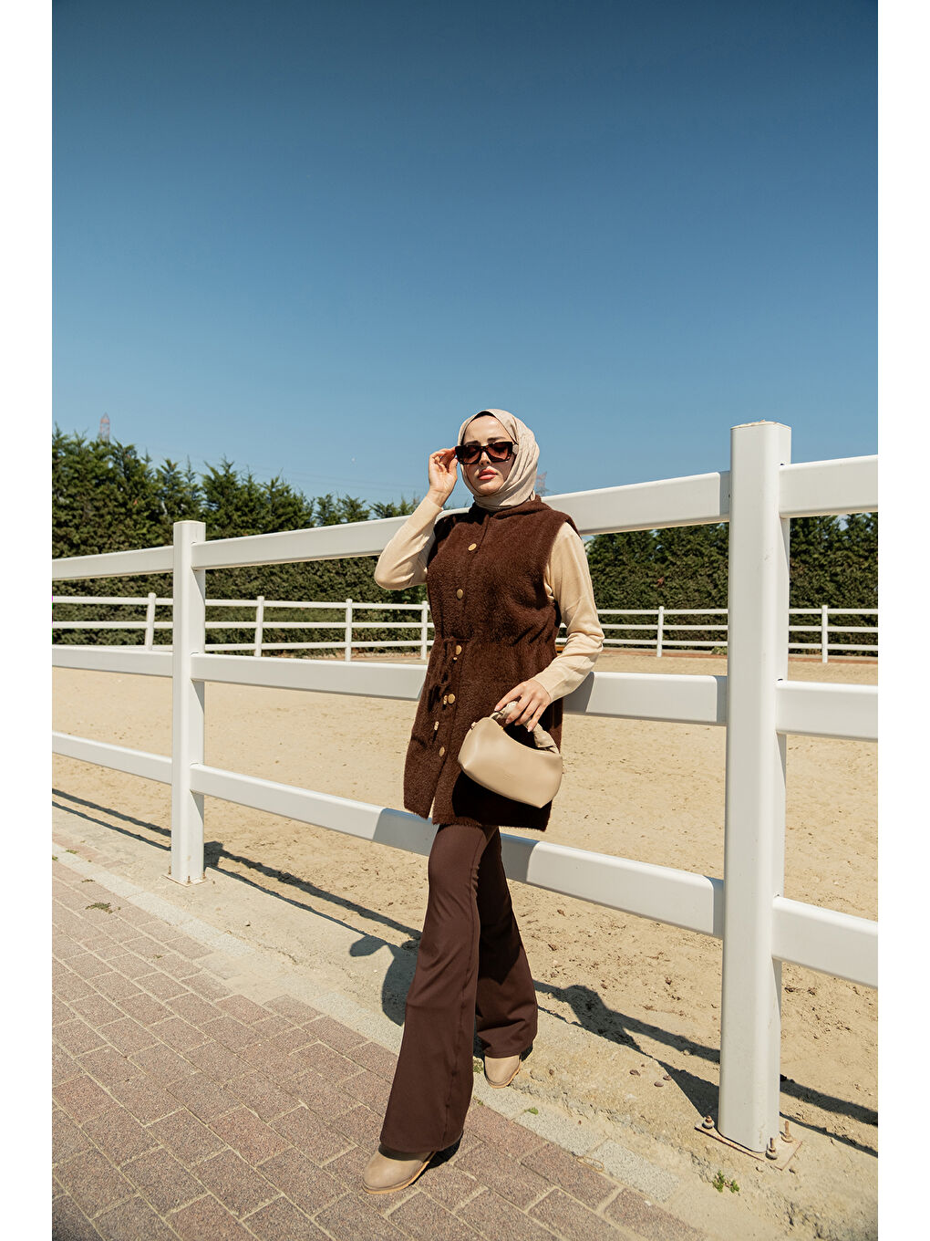 Kadın Bel Bağlamalı Triko Yelek Kahverengi-1