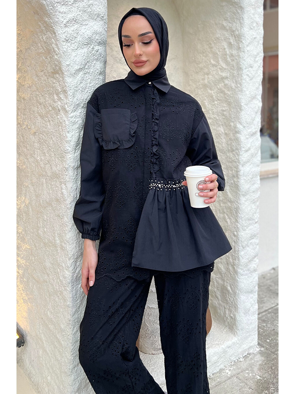 Siyah Kadın Taşlı Ve Fırfırlı Tek Cepli Tesettür Fistolu Gömlek (S-M-L Beden Uyumludur.)-1