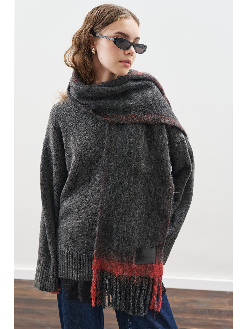 Şerit Detaylı Atkı Antrasit-2