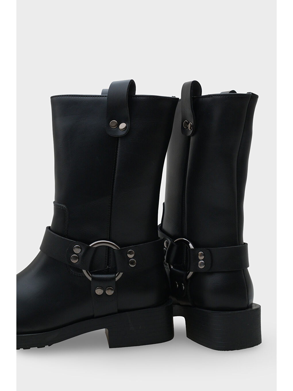 Siyah Metal Aksesuarlı Motorcu Bot-3