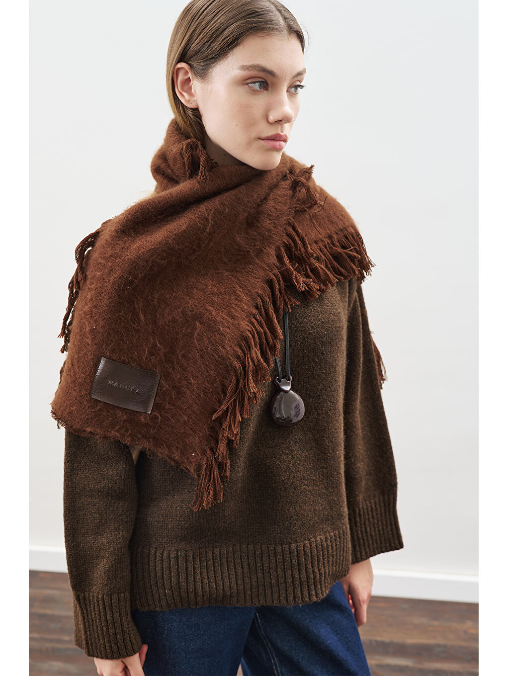 Püsküllü Atkı Kahverengi-3