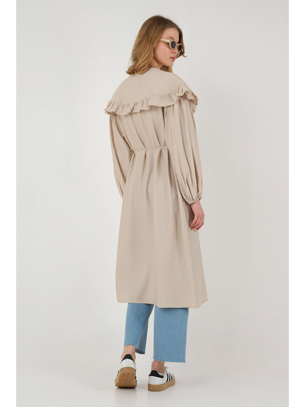 Yakası Fırfırlı Gömlek Bej-3