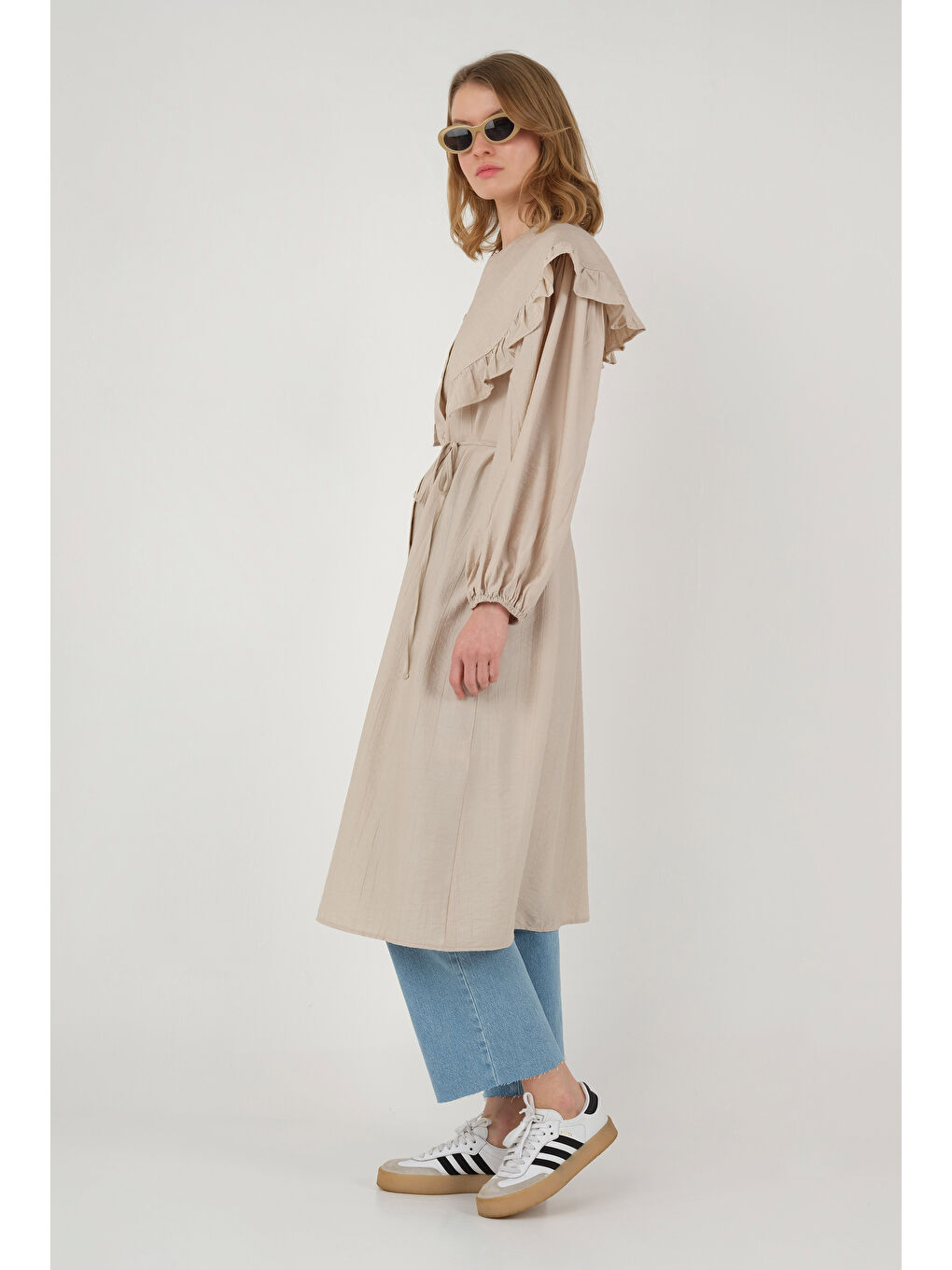 Yakası Fırfırlı Gömlek Bej-4