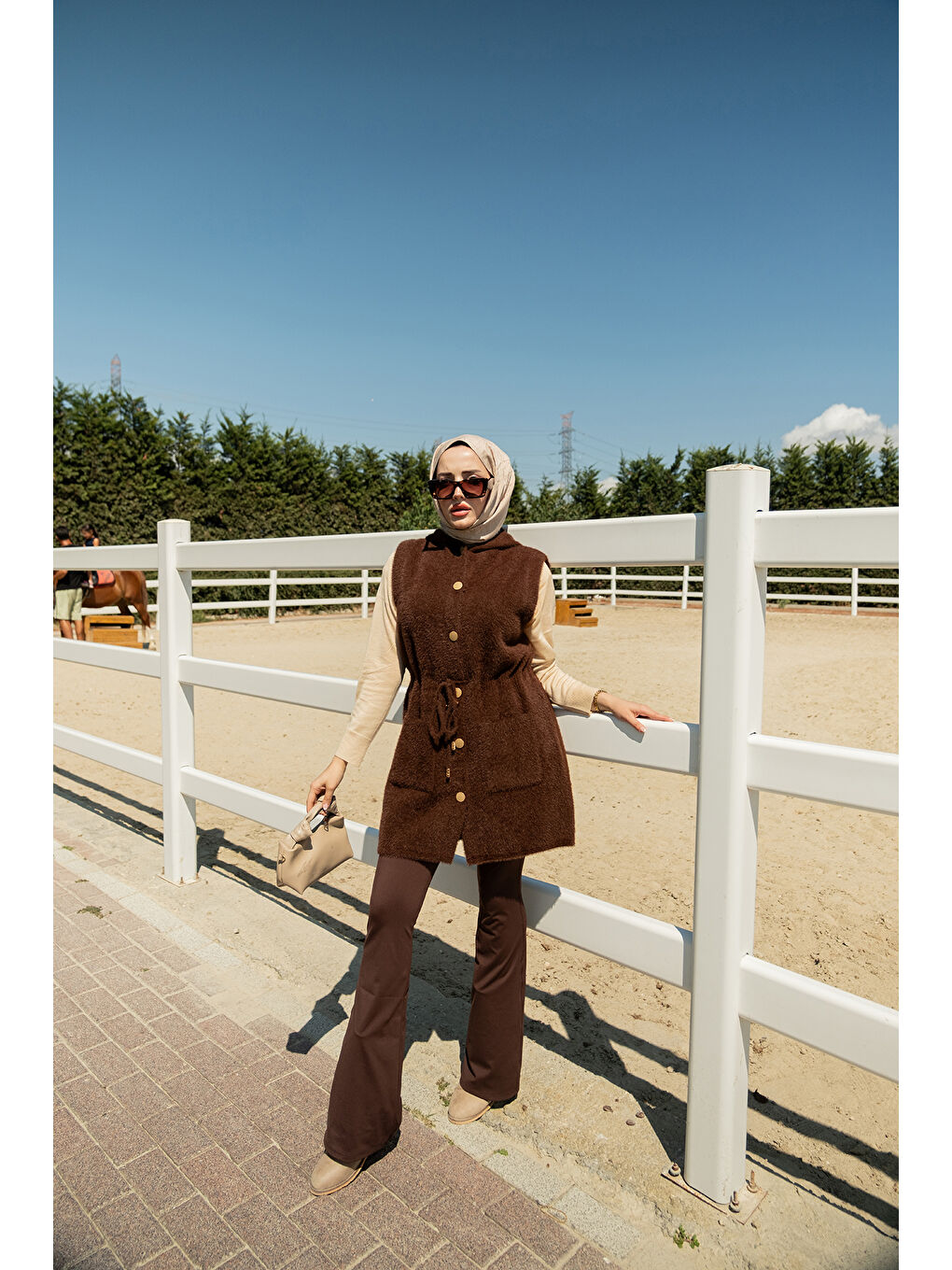 Kadın Bel Bağlamalı Triko Yelek Kahverengi-3