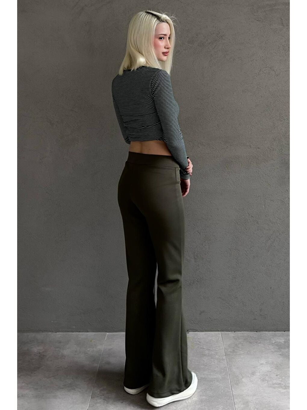 Haki Yeşili Yüksek Bel Flare Paça Günlük Kadın Pantolon Mg2645-2