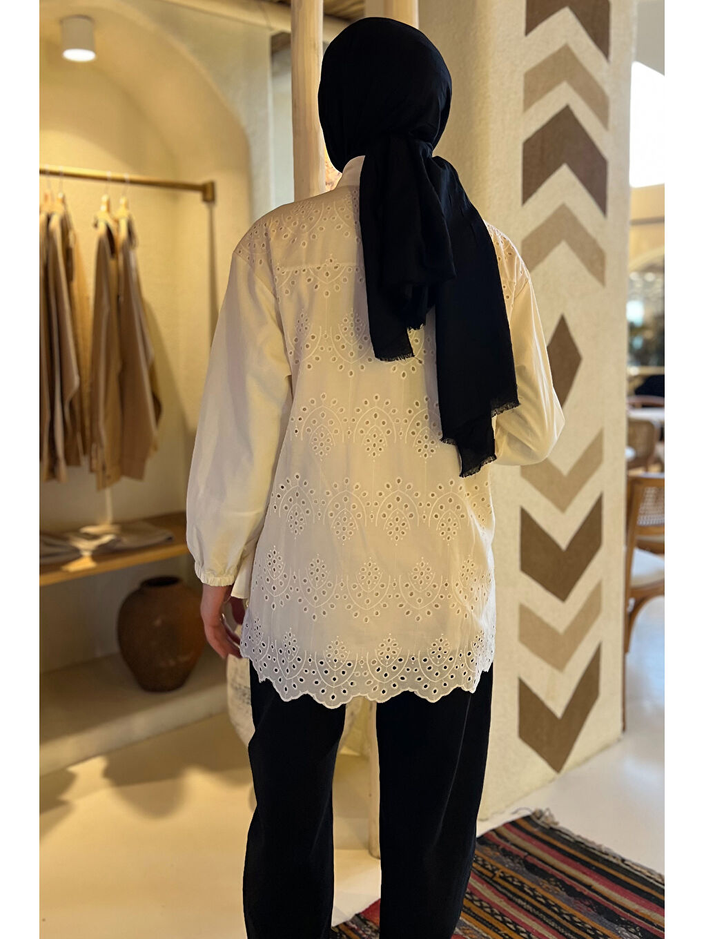 Bej Kadın Taşlı Ve Fırfırlı Tek Cepli Tesettür Fistolu Gömlek (S-M-L Beden Uyumludur.)-6