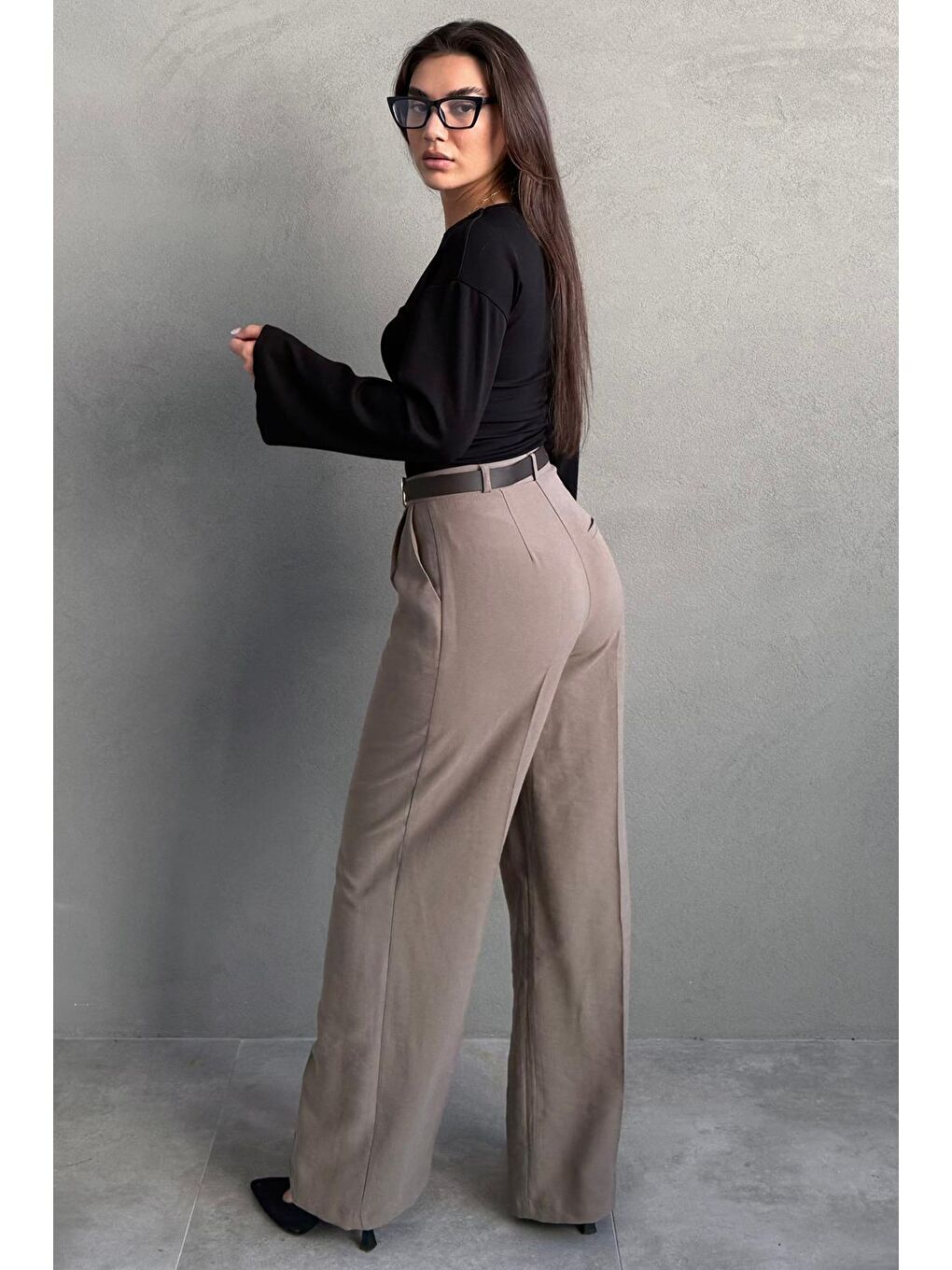 Haki Yüksek Bel Pileli Kemerli Geniş Paça Kadın Pantolon Mg2615-2