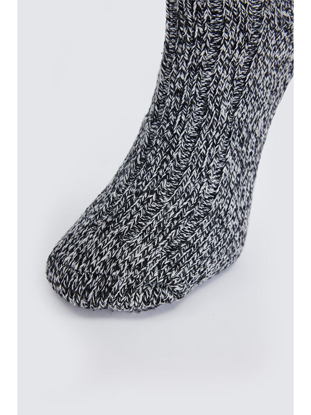 Erkek Desenli Örme Gri Çorap-1