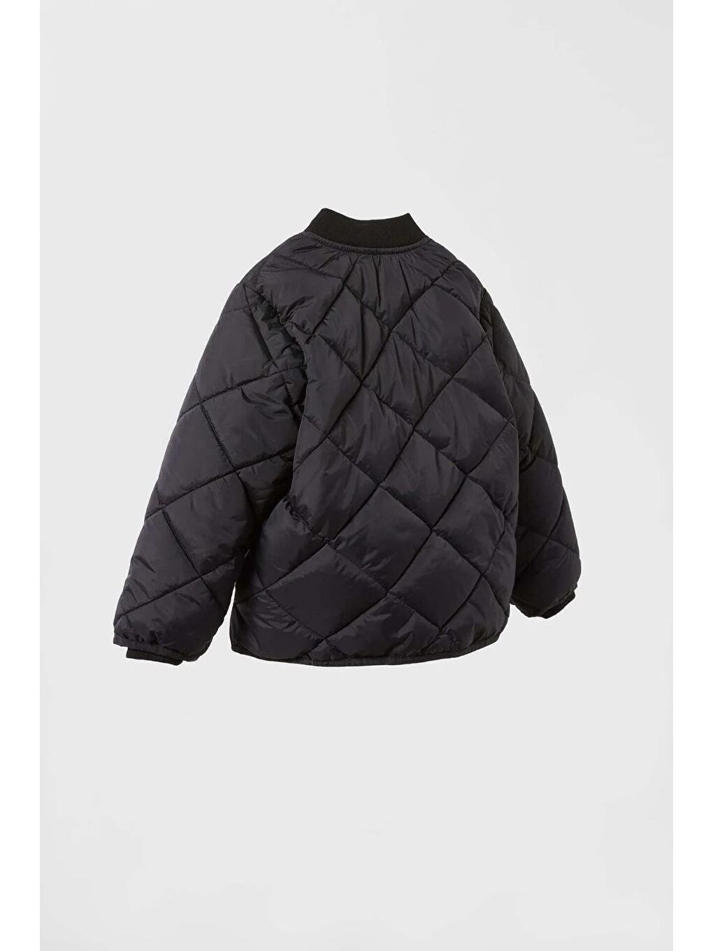 Kız Çocuk Pamuklu Siyah Kapitone Mont - Ribanalı Yaka Ve Manşet Detaylı-3