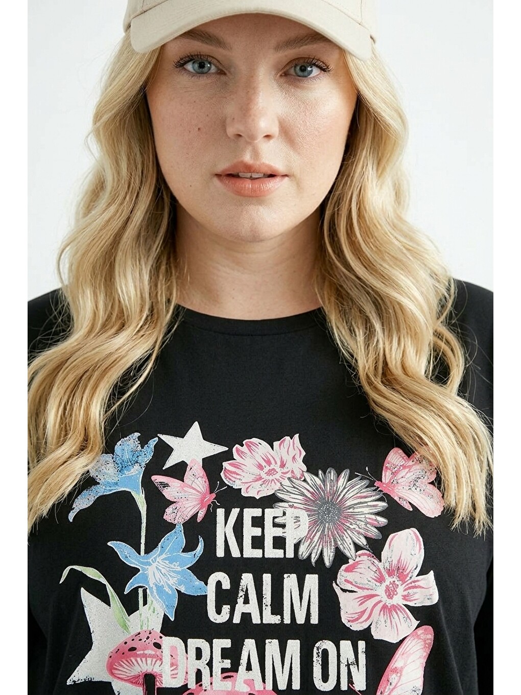 Siyah Çiçek Baskılı T-shirt-3